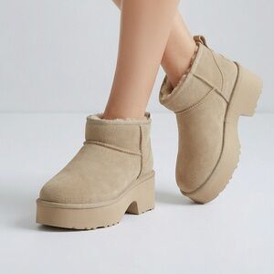 NWOT UGG Beige Suede Platform Ankle Booties with Shearling fur sz 9